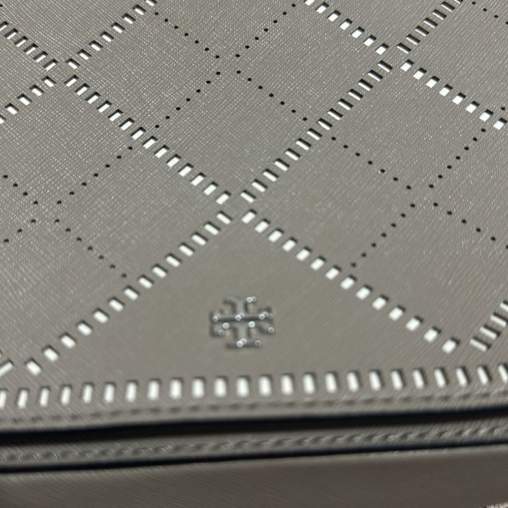 Tory Burch - Picture 9 of 9